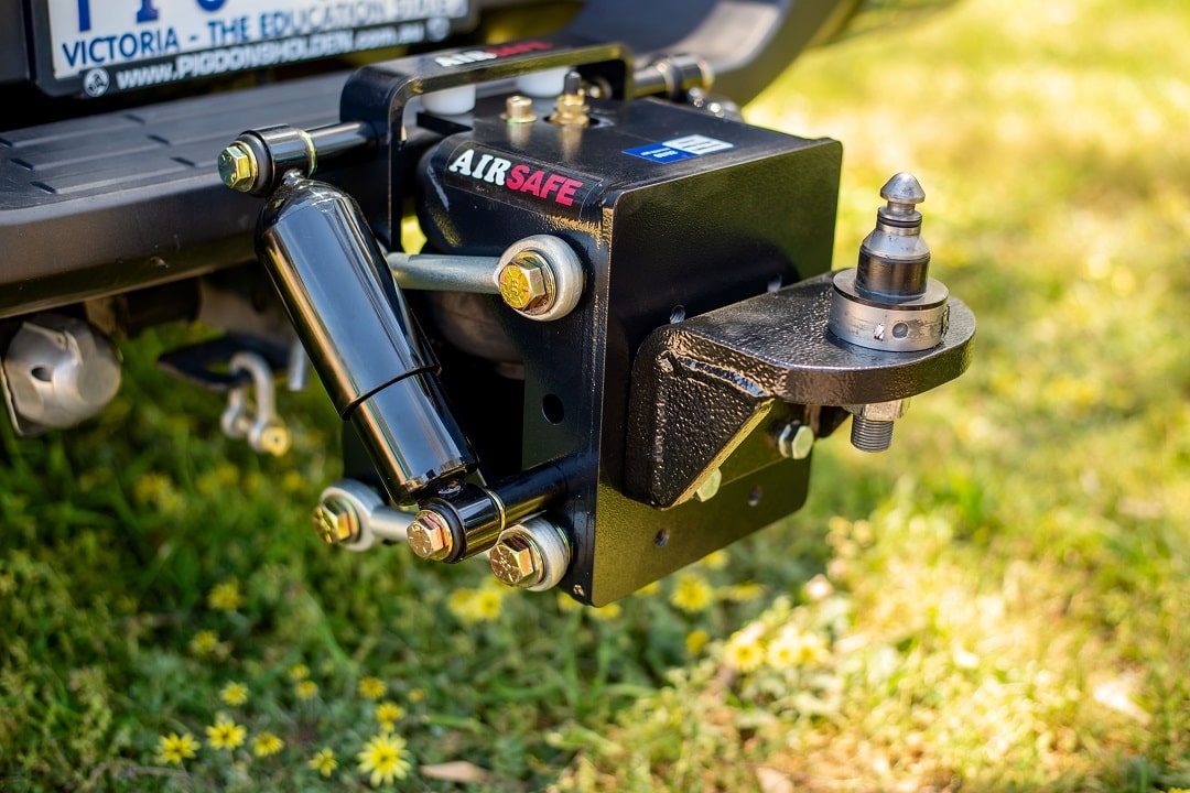 AirSafe Hitch Calss 6 Connected With A Vehicle